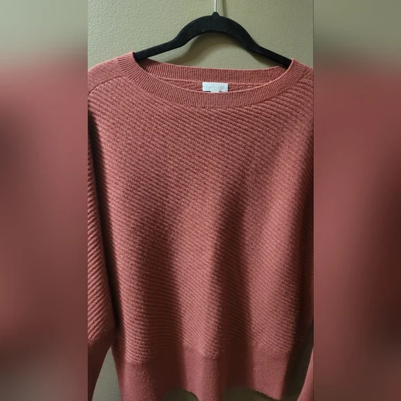 EUC Garnet Hill Angled Rib Cashmere Sweater Size Medium - Picture 4 of 9